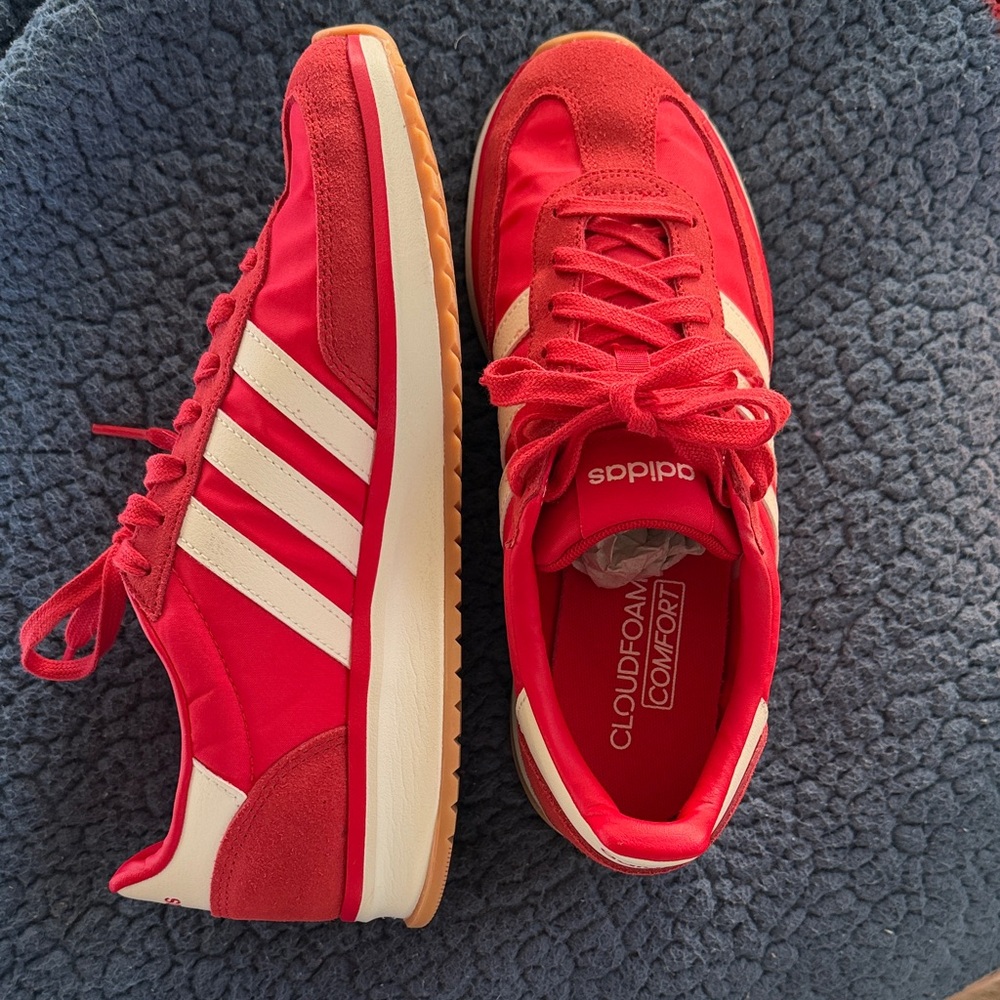 Adidas Run 70s